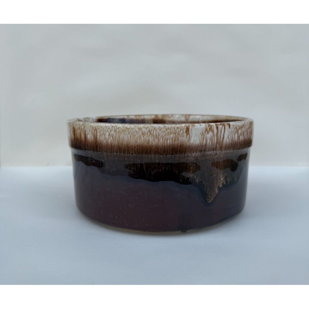 Vintage McCoy Pottery Bowl - 0143 - 7" Casserole or Soufflé Bowl